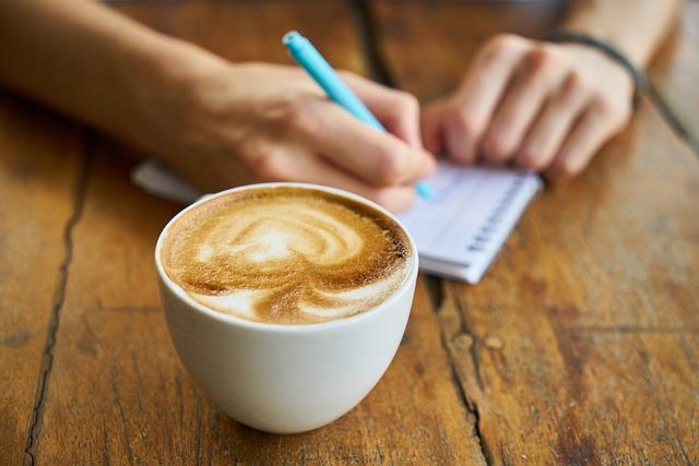 Jak začít s latte art: Základy pro dokonalou kávu