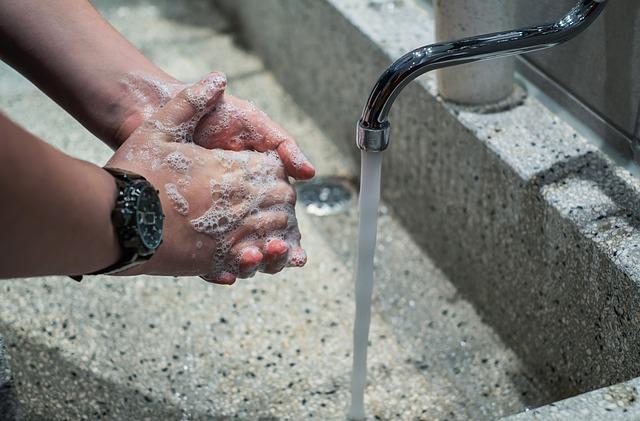 Poznámky o hygieně a zdraví při učení dětí na WC