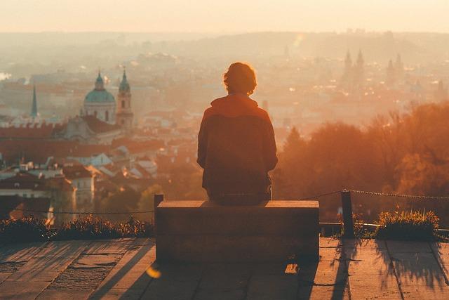 Výhled a umístění: Kde si více užijete sklenku kávy?